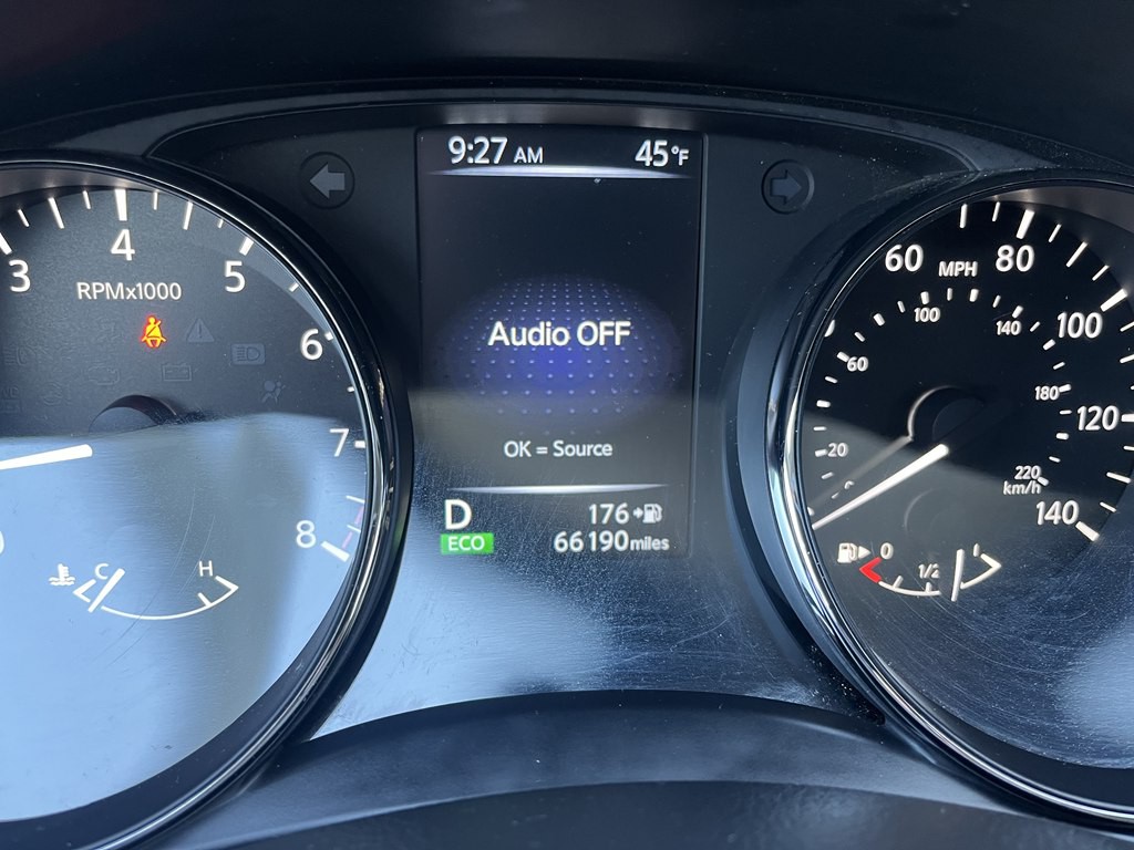 2017 Nissan Rogue Image 9