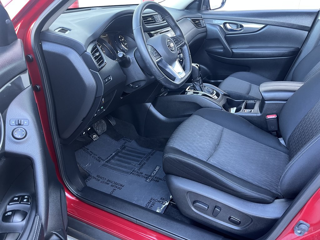 2017 Nissan Rogue Image 12