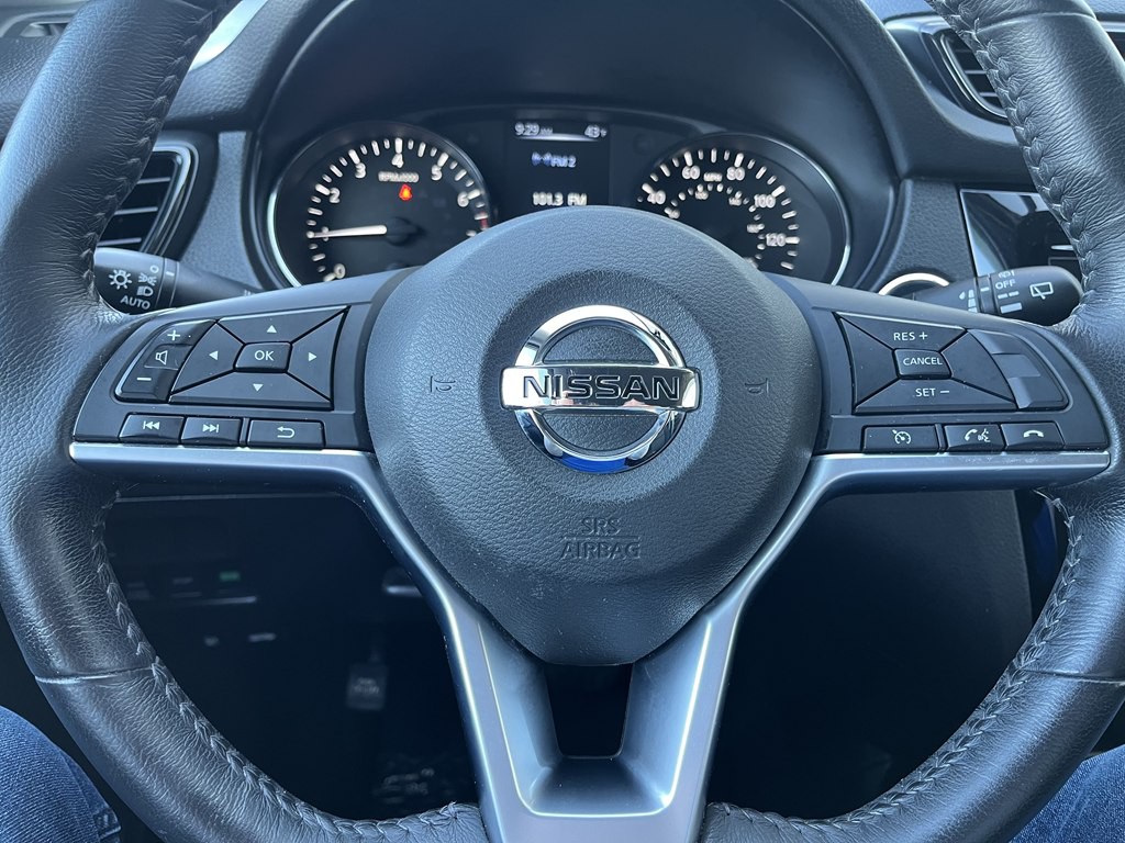 2017 Nissan Rogue Image 22