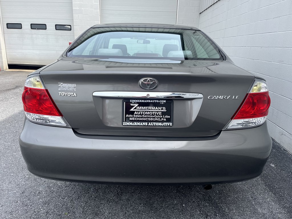 2005 Toyota Camry Image 5