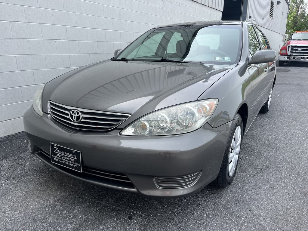 2005 Toyota Camry Image 8