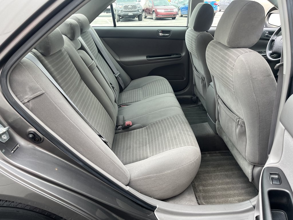 2005 Toyota Camry Image 16