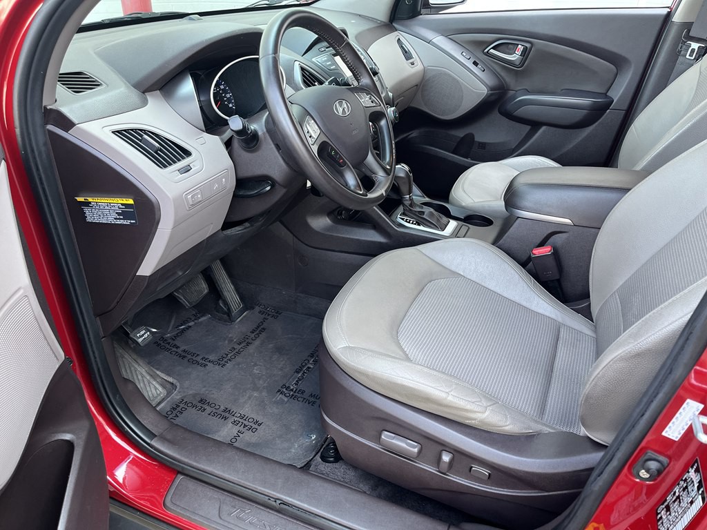 2015 Hyundai Tucson Image 13