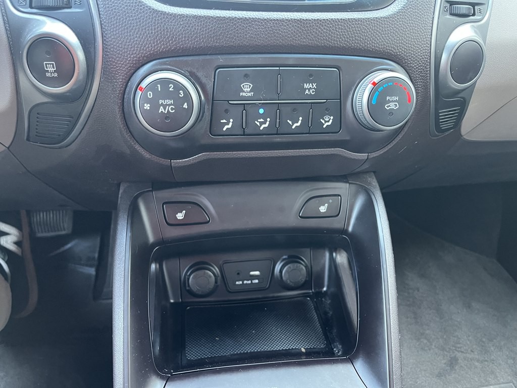 2015 Hyundai Tucson Image 24