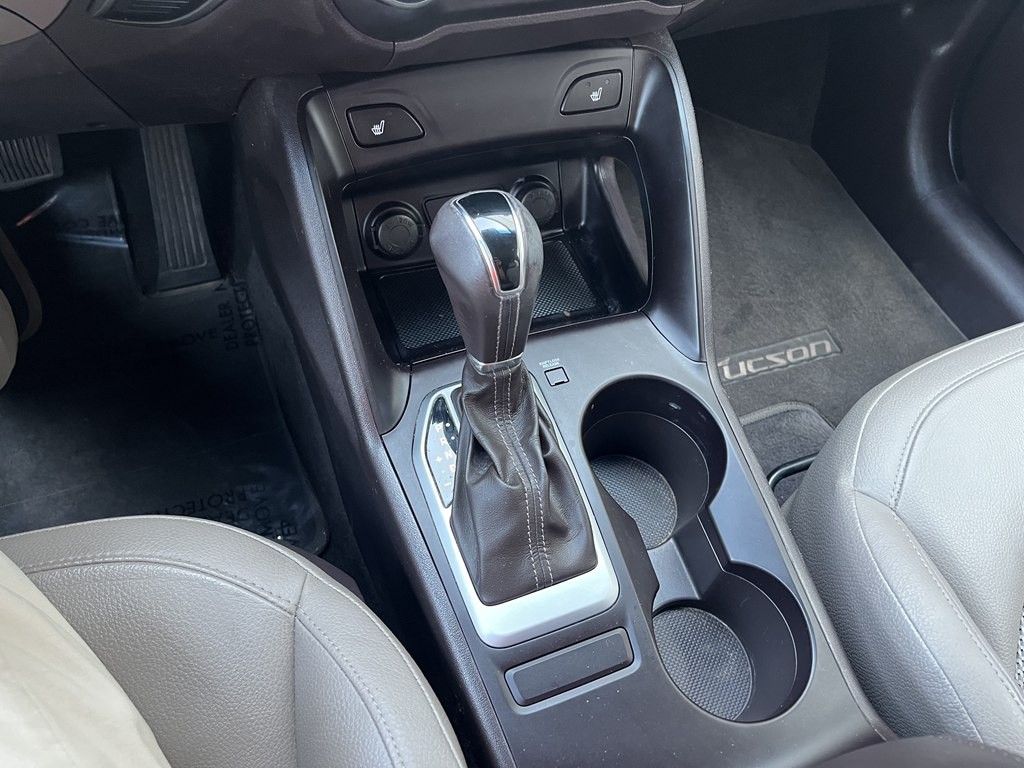 2015 Hyundai Tucson Image 25