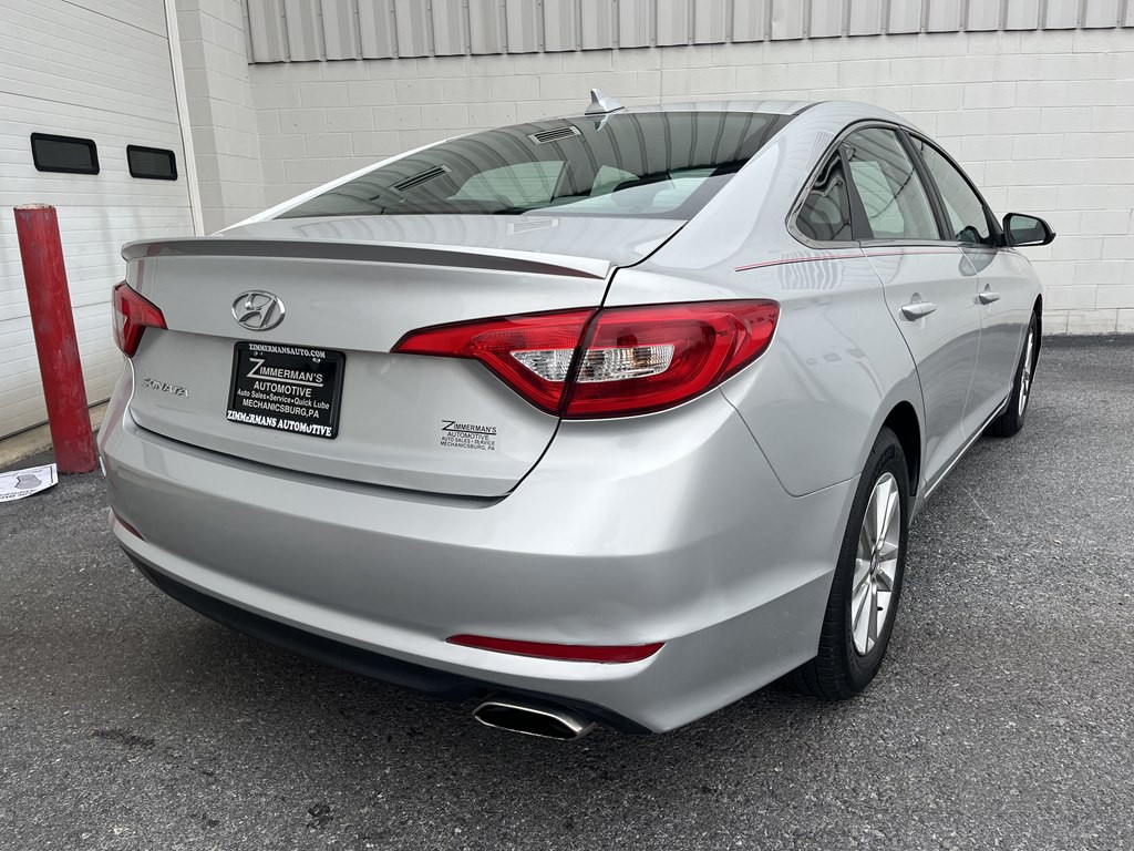 2015 Hyundai Sonata Image 3