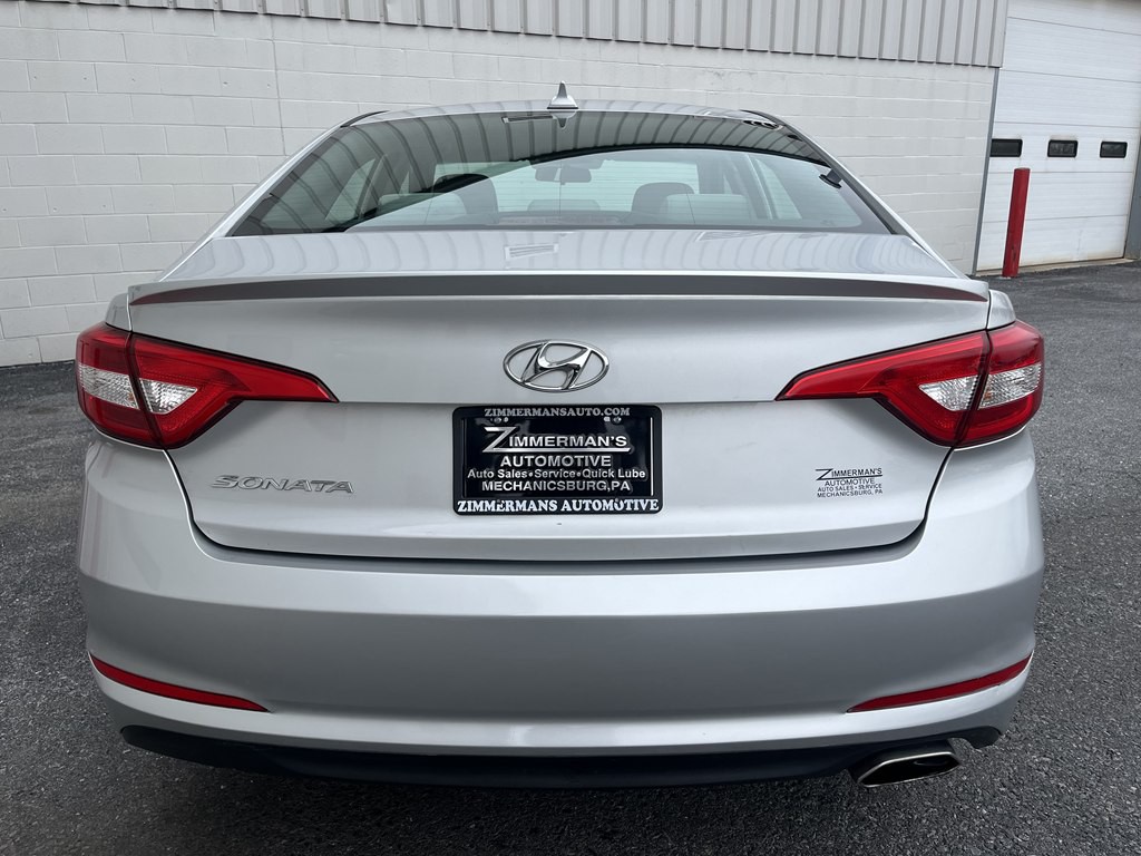 2015 Hyundai Sonata Image 4