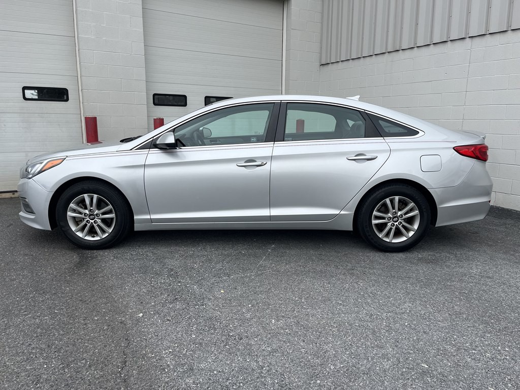 2015 Hyundai Sonata Image 6