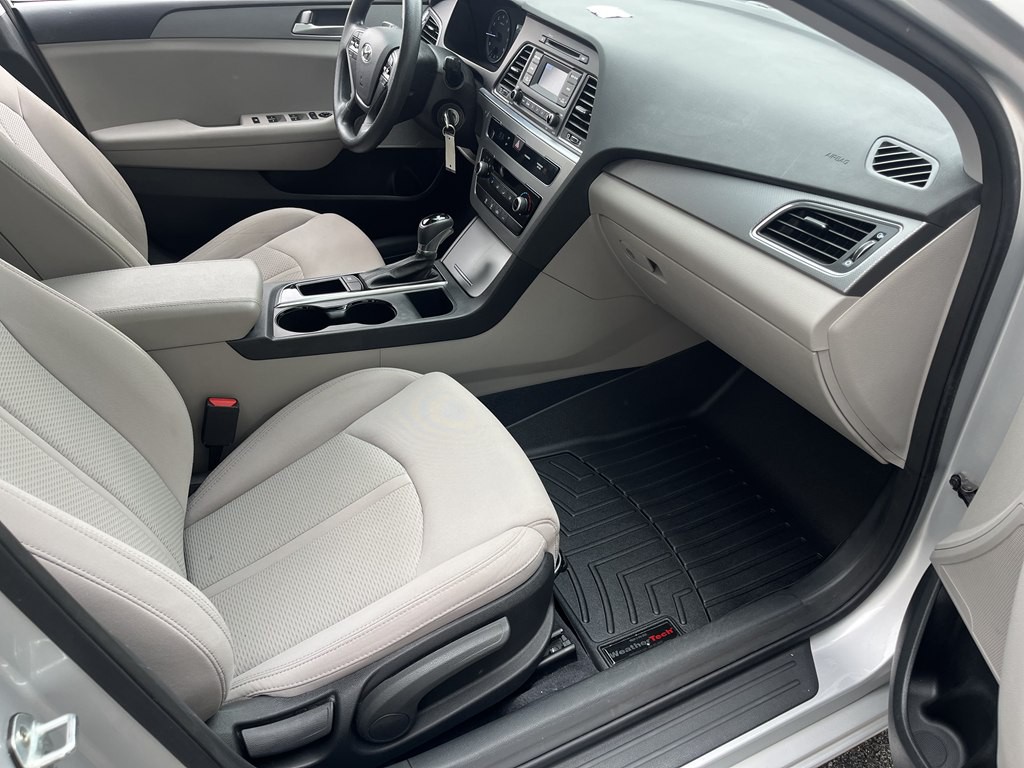 2015 Hyundai Sonata Image 14