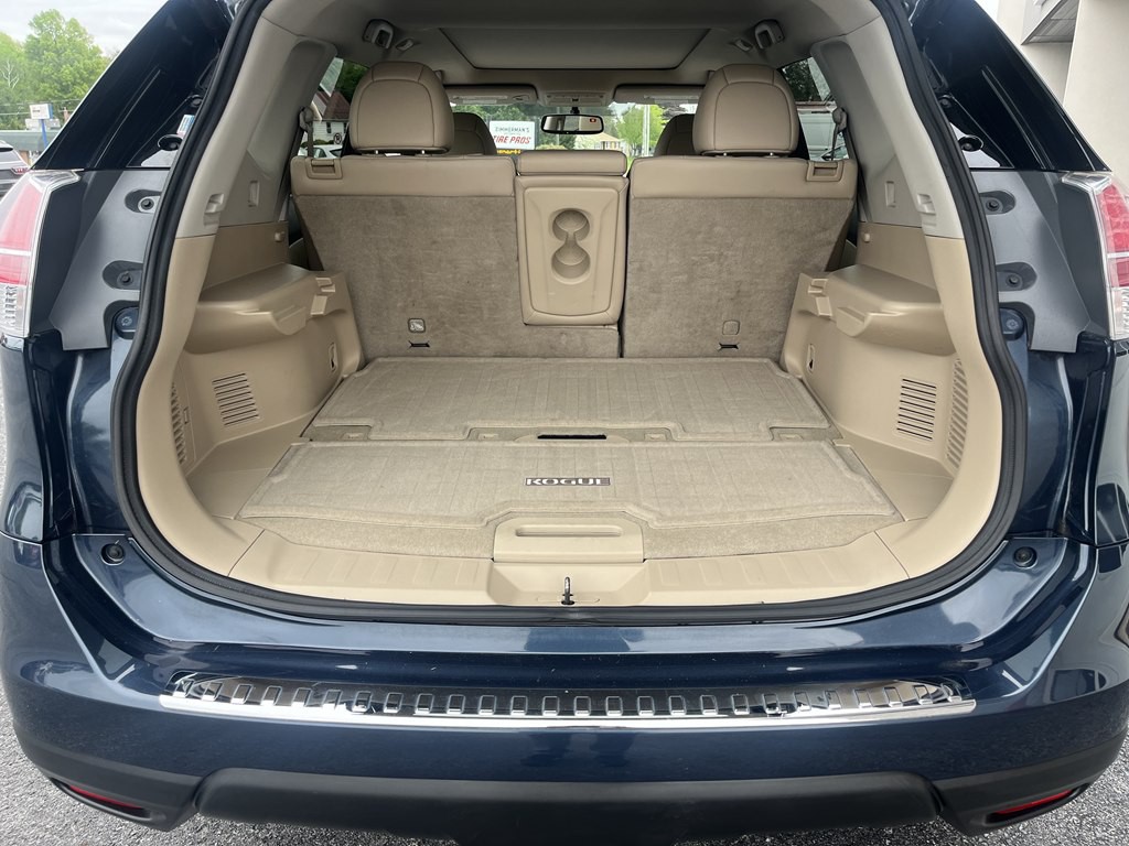 2015 Nissan Rogue Image 18