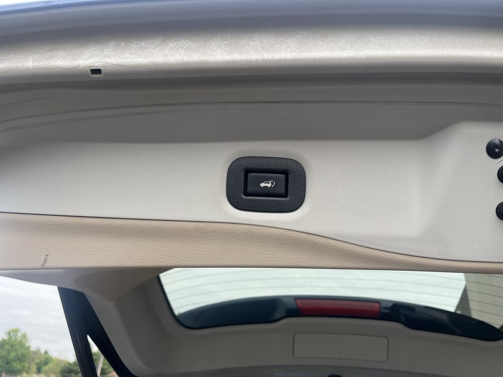 2015 Nissan Rogue Image 19