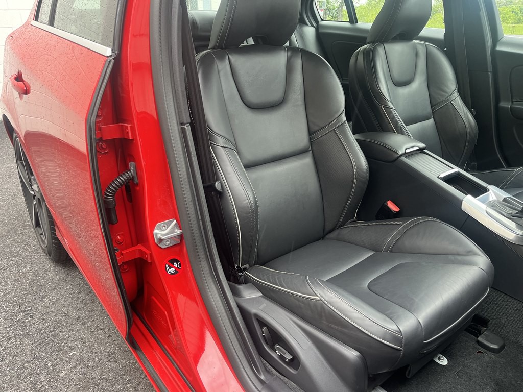 2016 Volvo S60 Image 14