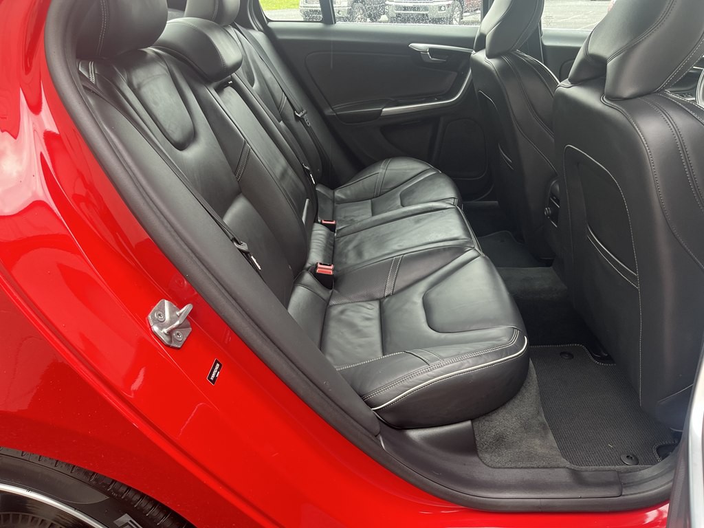 2016 Volvo S60 Image 17