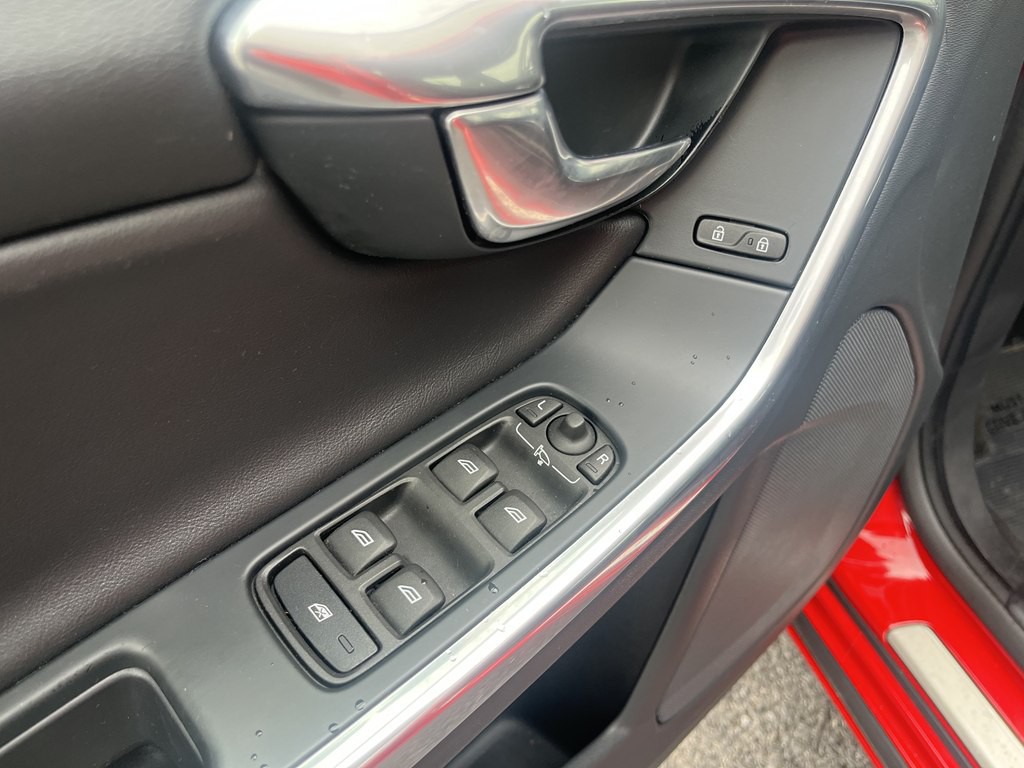 2016 Volvo S60 Image 23