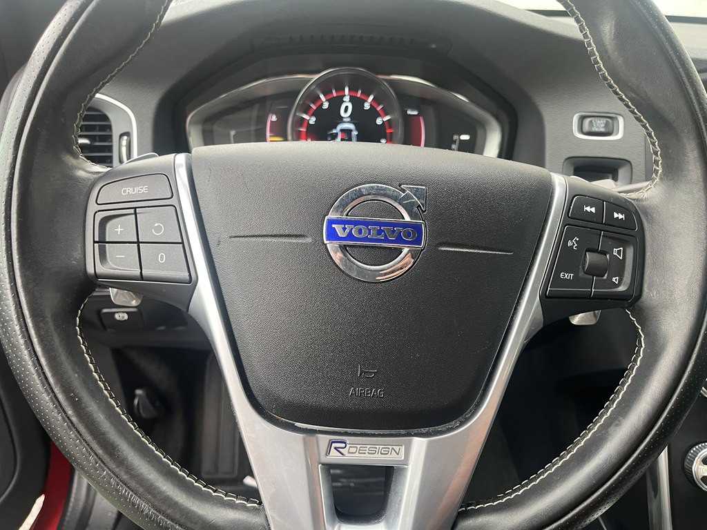 2016 Volvo S60 Image 28