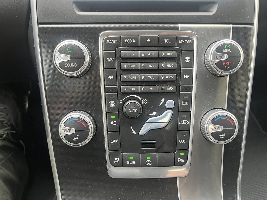 2016 Volvo S60 Image 33