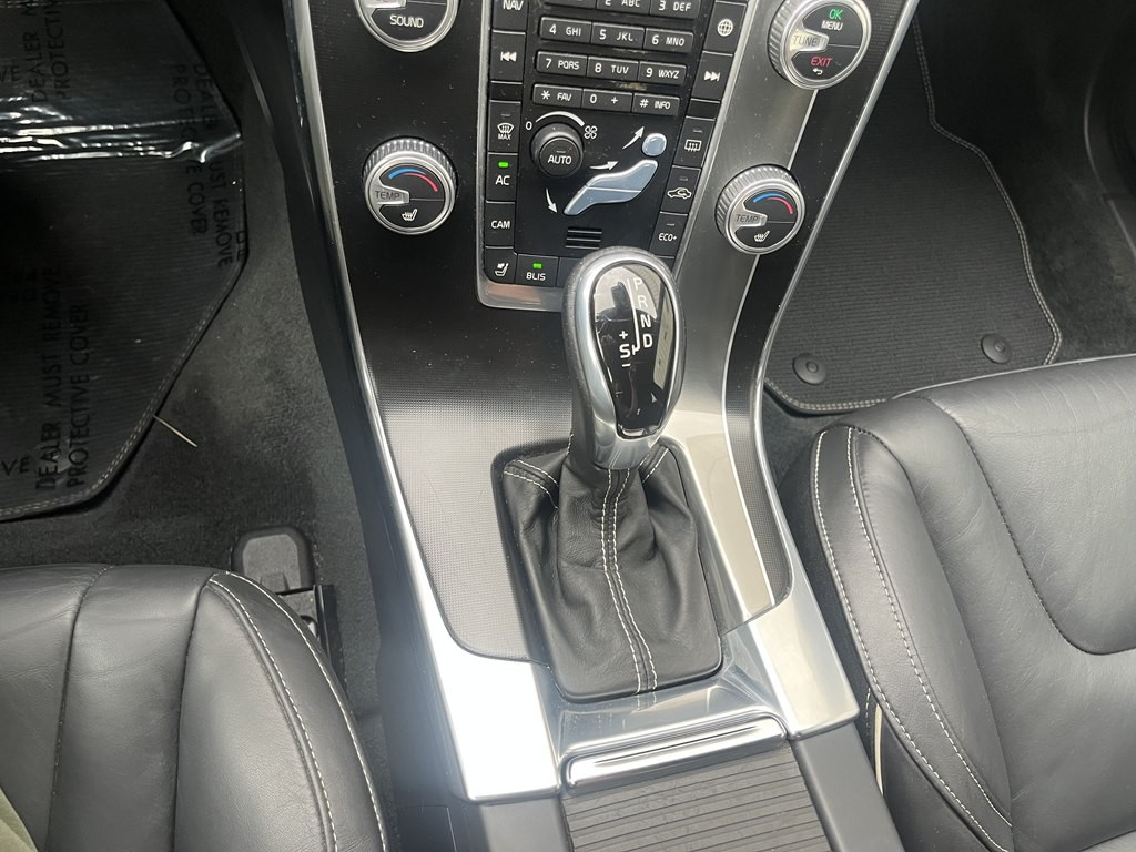 2016 Volvo S60 Image 34