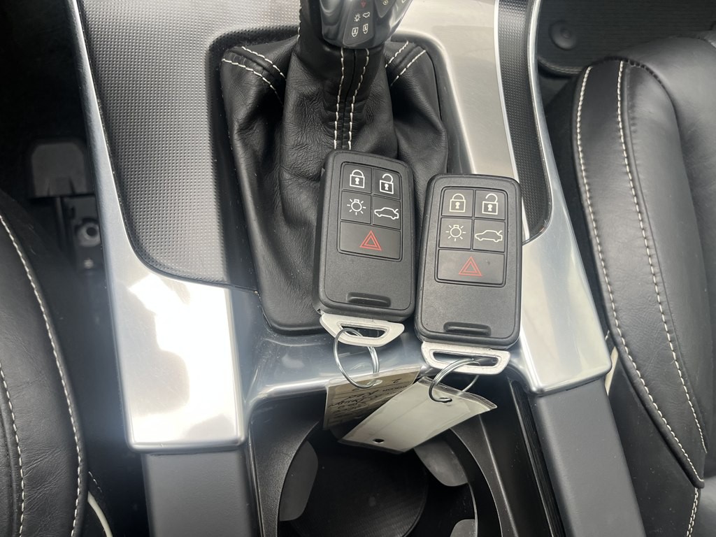 2016 Volvo S60 Image 35