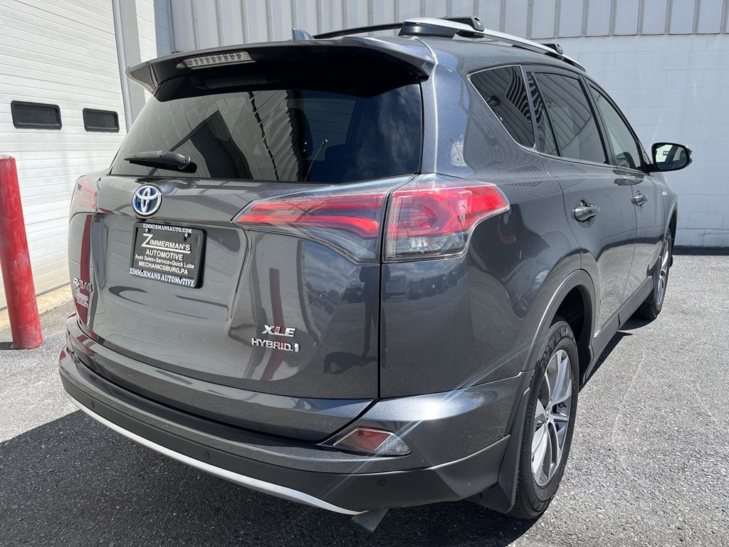 2017 Toyota Rav4 Image 3