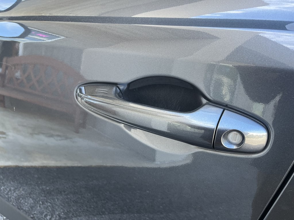 2017 Toyota Rav4 Image 22