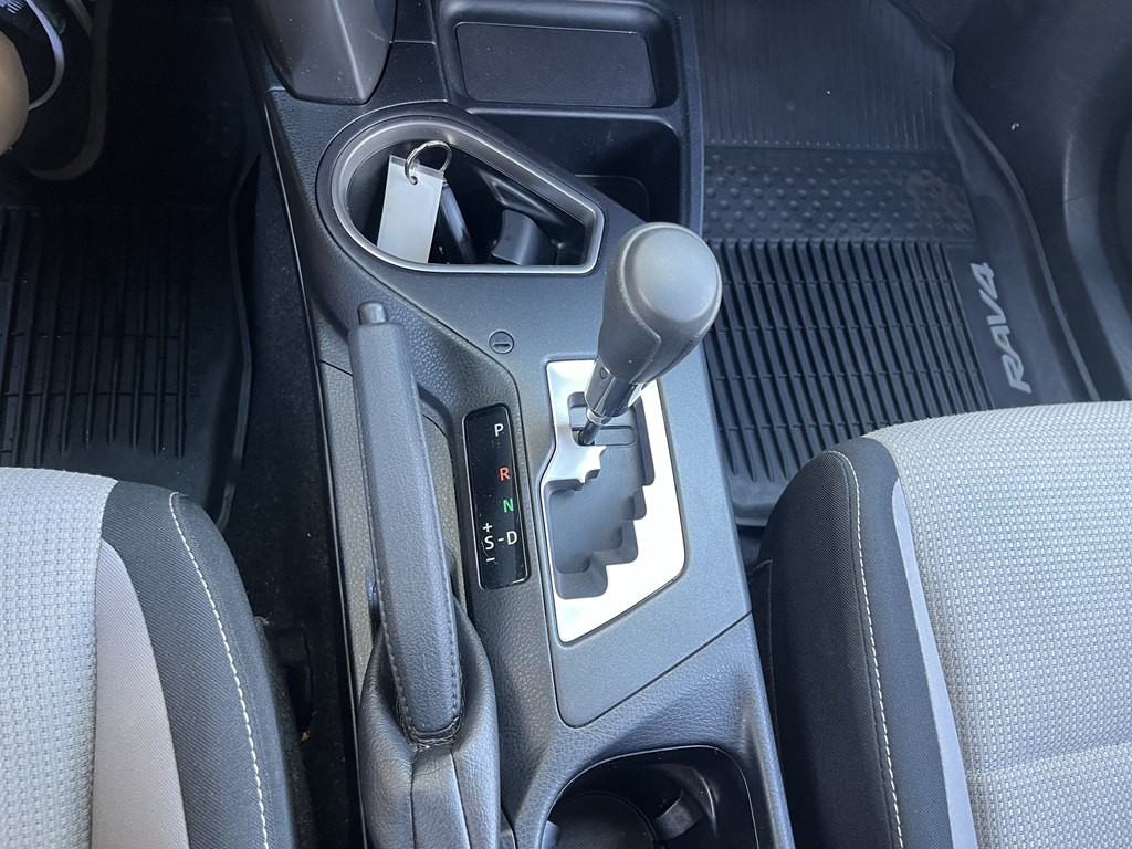 2017 Toyota Rav4 Image 29
