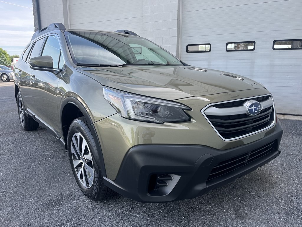 2022 Subaru Outback Image 1