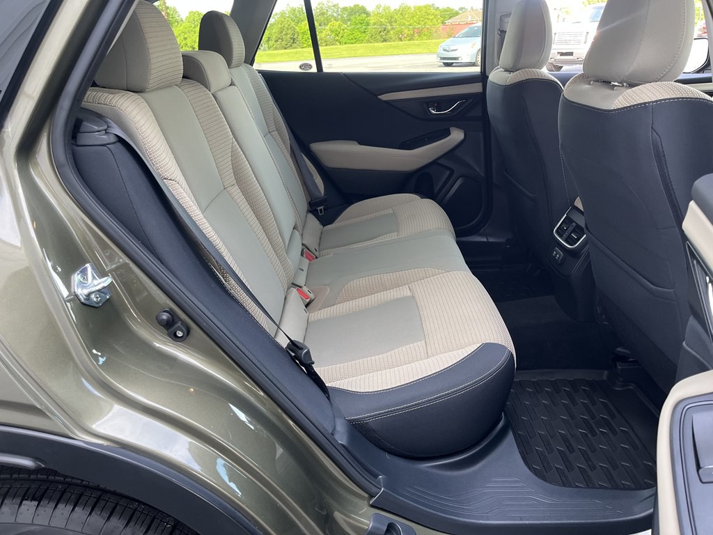 2022 Subaru Outback Image 16