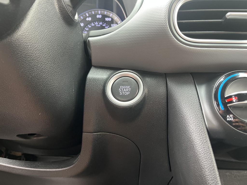 2020 Hyundai Kona Image 24