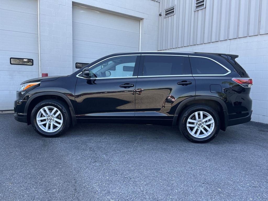 2016 Toyota Highlander Image 6