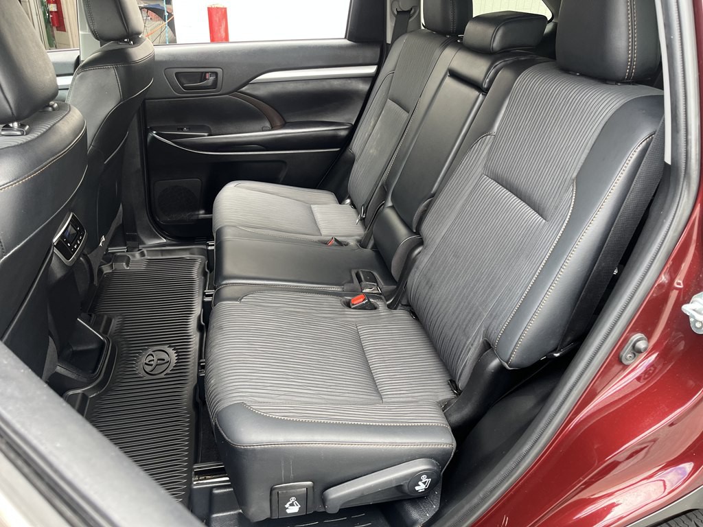 2019 Toyota Highlander Image 11