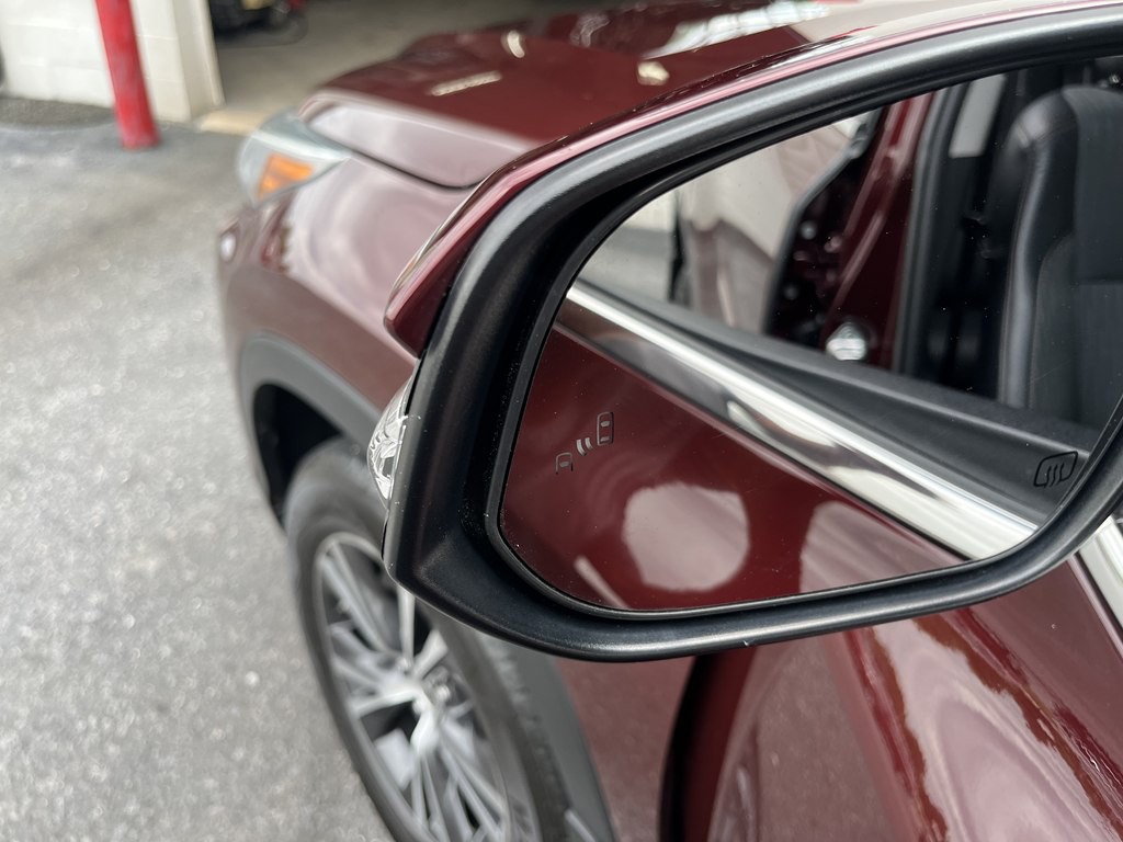 2019 Toyota Highlander Image 16