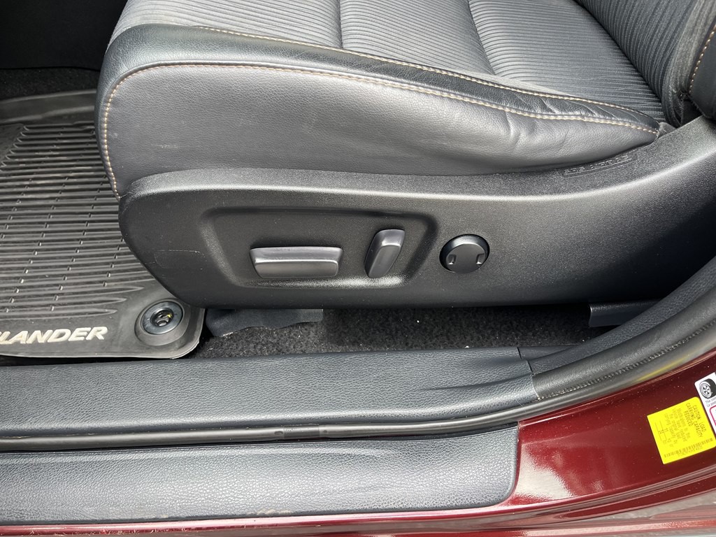 2019 Toyota Highlander Image 17