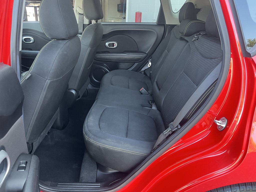 2016 Kia Soul Image 13