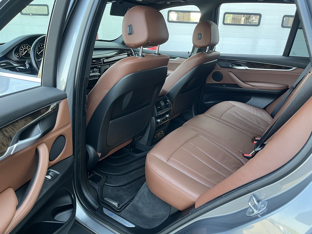 2017 BMW X5 Image 17