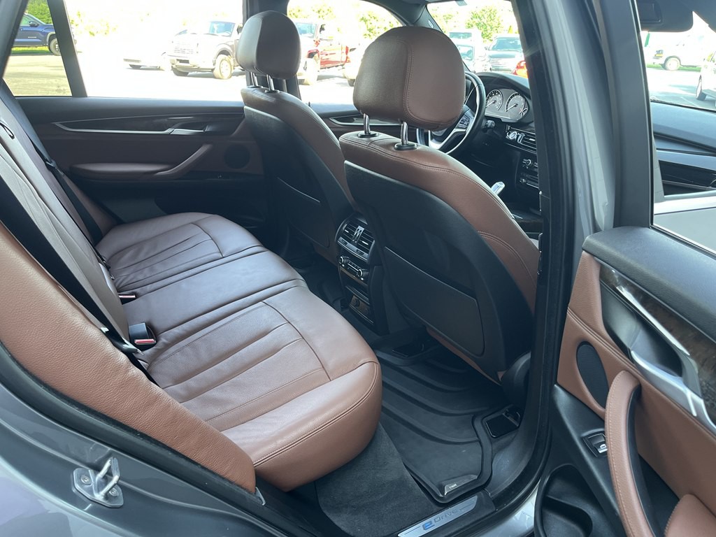 2017 BMW X5 Image 19
