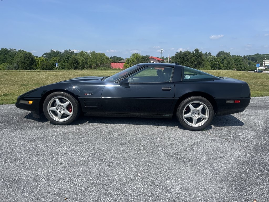 1991 Chevrolet Corvette Image 4