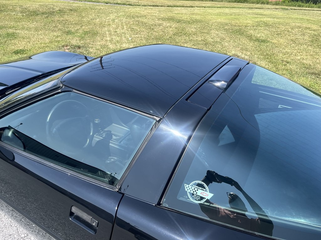 1991 Chevrolet Corvette Image 11