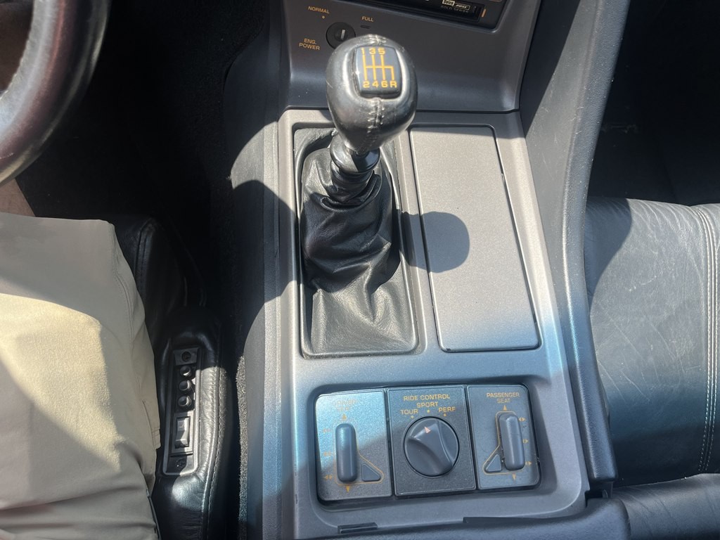 1991 Chevrolet Corvette Image 14
