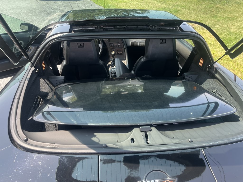 1991 Chevrolet Corvette Image 18
