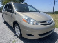 Image for 2010 Toyota Sienna LE ID: 7512416