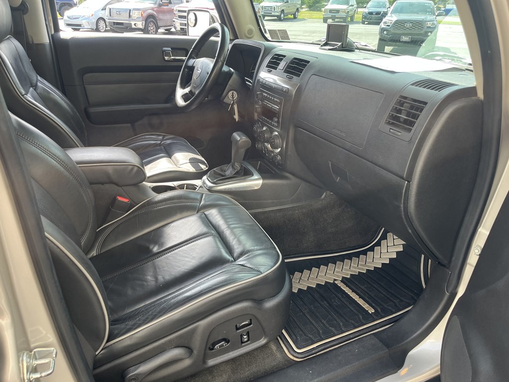 2009 HUMMER H3 Image 15
