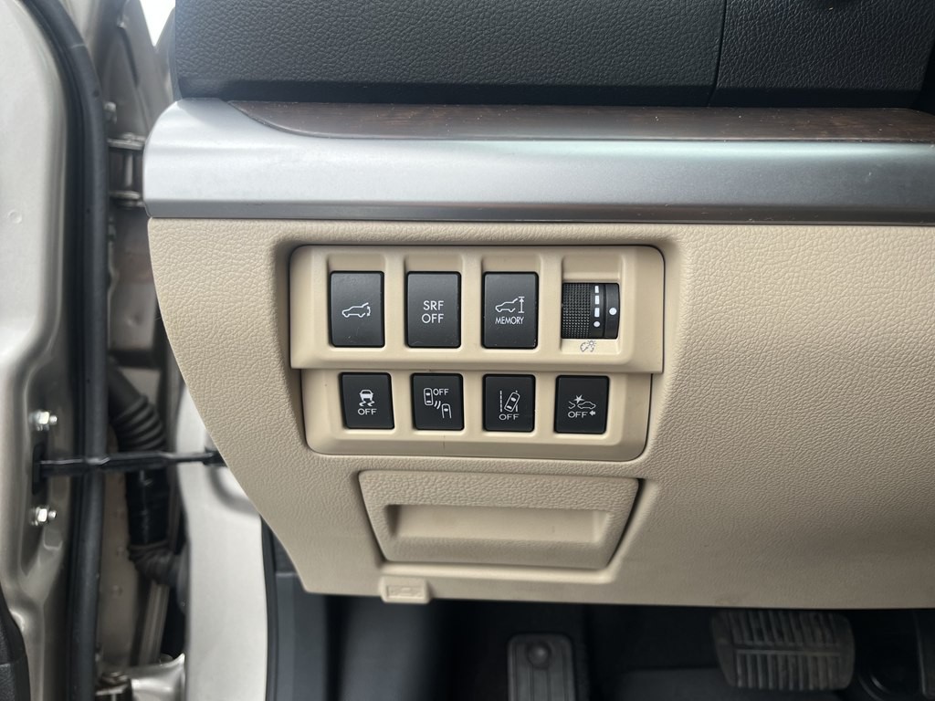 2016 Subaru Outback Image 28
