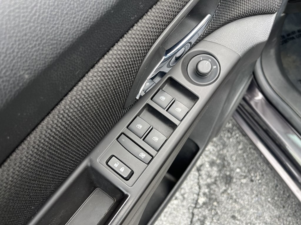 2015 Chevrolet Cruze Image 19