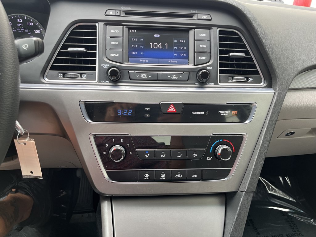 2015 Hyundai Sonata Image 10