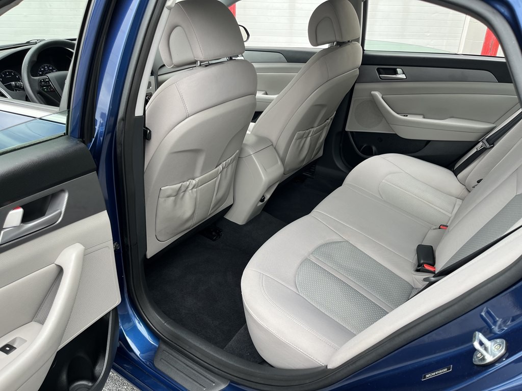 2015 Hyundai Sonata Image 16