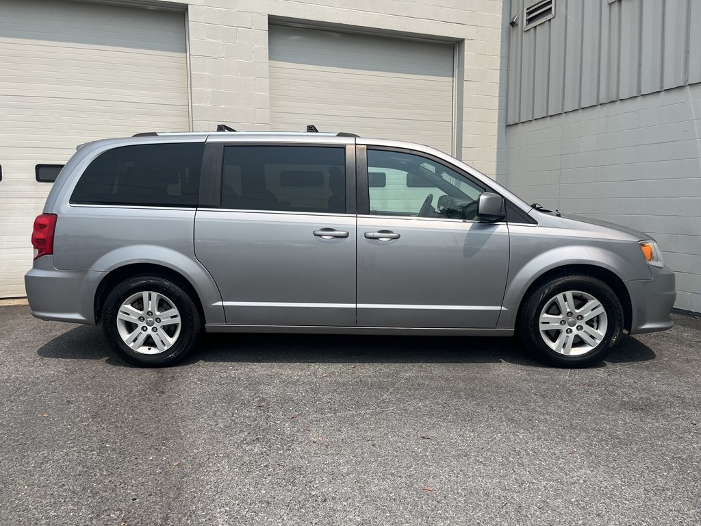 2019 Dodge Grand Caravan Image 2