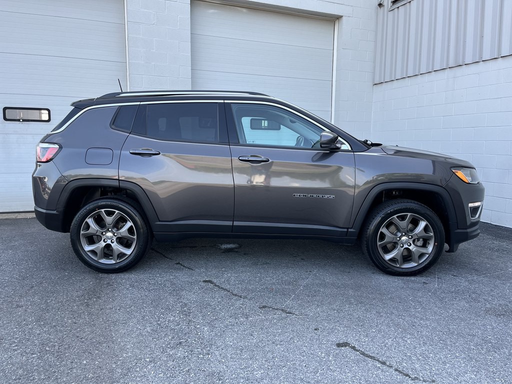 2019 Jeep Compass Image 2
