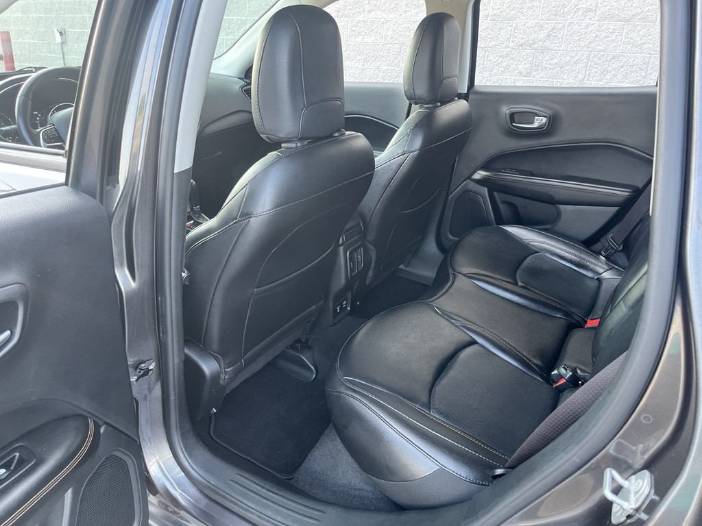 2019 Jeep Compass Image 16