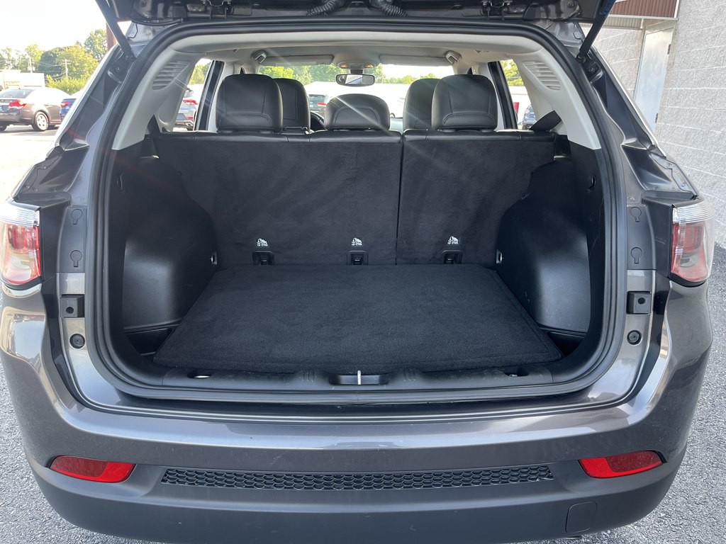 2019 Jeep Compass Image 19