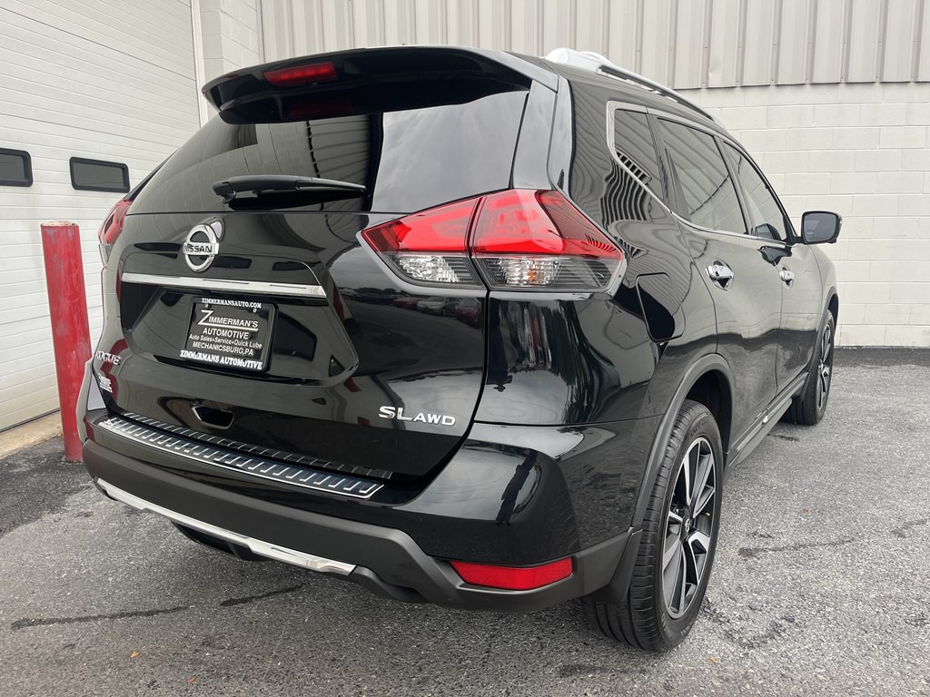 2018 Nissan Rogue Image 3
